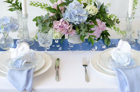 Tiul gładki, kremowy, 0,3 x 9m (1 szt. / 9 mb.)