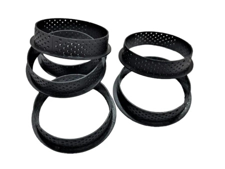 Zestaw 6 szt. rantów perforowanych do tartaletek — ringi do tarty 8 cm (wys. 2 cm)