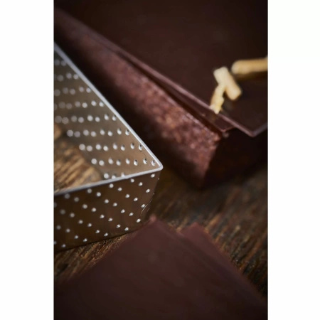Rant kwadratowy perforowany 17,5 cm