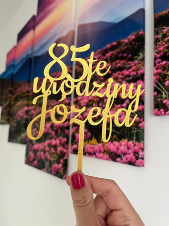 Topper na tort personalizowany Cyfra + urodziny + imię WZ. II