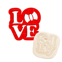 Foremka do tworzenia dekoracji LOVE WZ.I KicCake