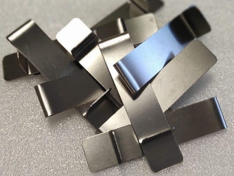 Spinka do rantu tortownicy DR Ranty zbliżenie na mechanizm