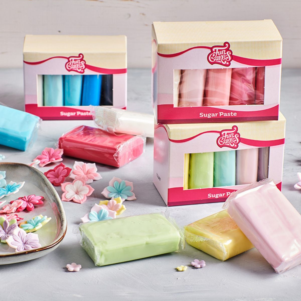 Masa cukrowa MIX kolorów PASTELE 5 x 100g FunCakes - zestaw opakowań