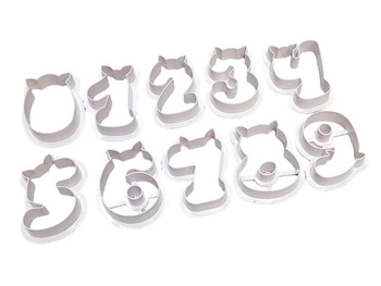 Zestaw foremek wykrawaczek cyferki 0-9 ZWIERZAKI 7,5 cm