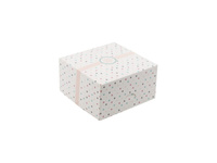 Pudełko na ciasto 13x13x7 cm KROPKI