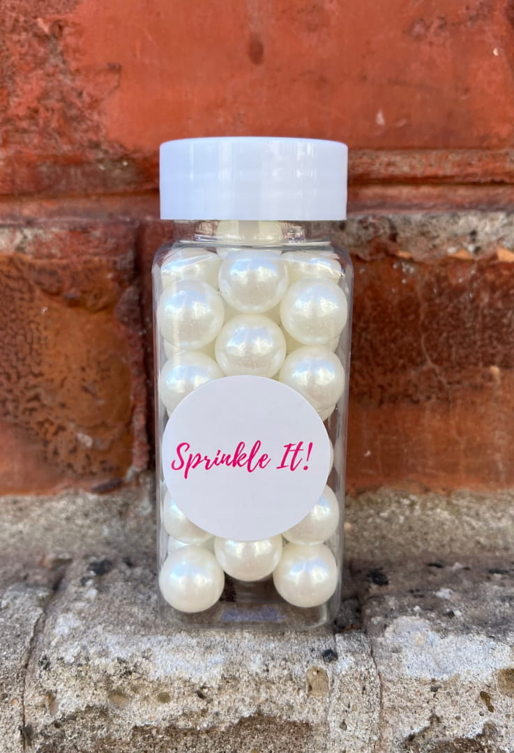 Posypka cukrowa White Bubbles 100g Sprinkle It - białe perły cukrowe z bliska