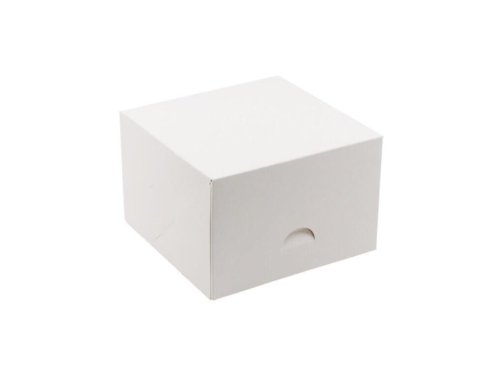 Białe pudełko na ciasto 15x15x10 cm złożone widoczne boki pudełka