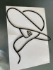 Linearny decor topper na bok tortu TWARZ KOBIETY W KAPELUSZU