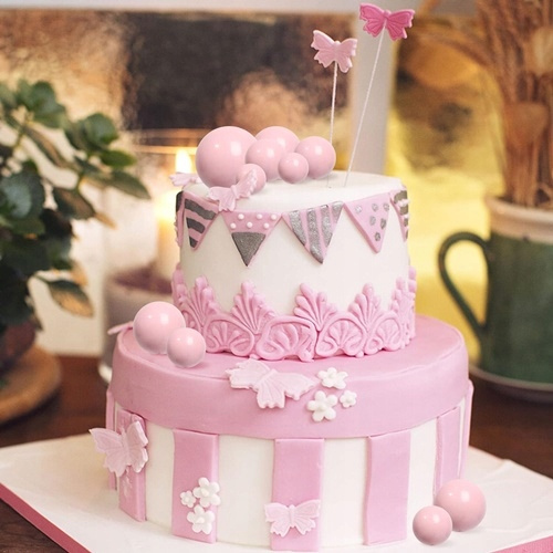 Kuleczki na piku różowe zbliżenie na strukturę i kolor