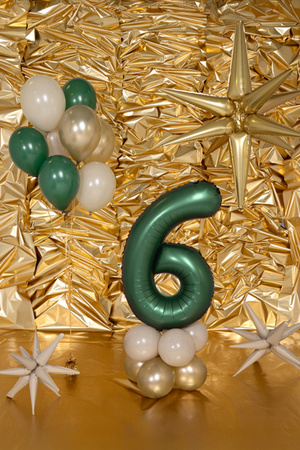 Stojący balon foliowy cyfra ''8'', 84 cm, jasny krem