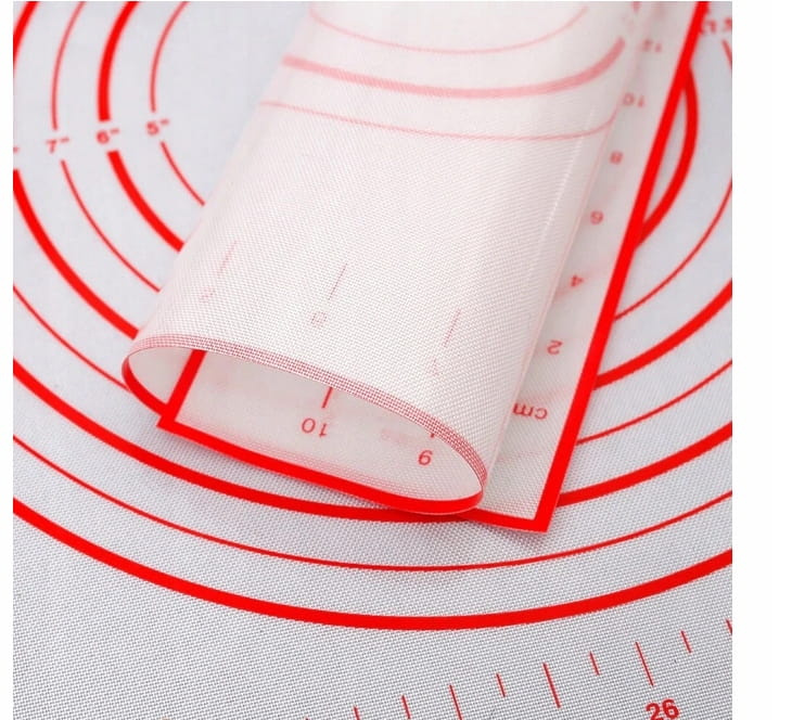 Silikonowa mata do ciasta 30x40 cm - prezentacja na blacie kuchennym