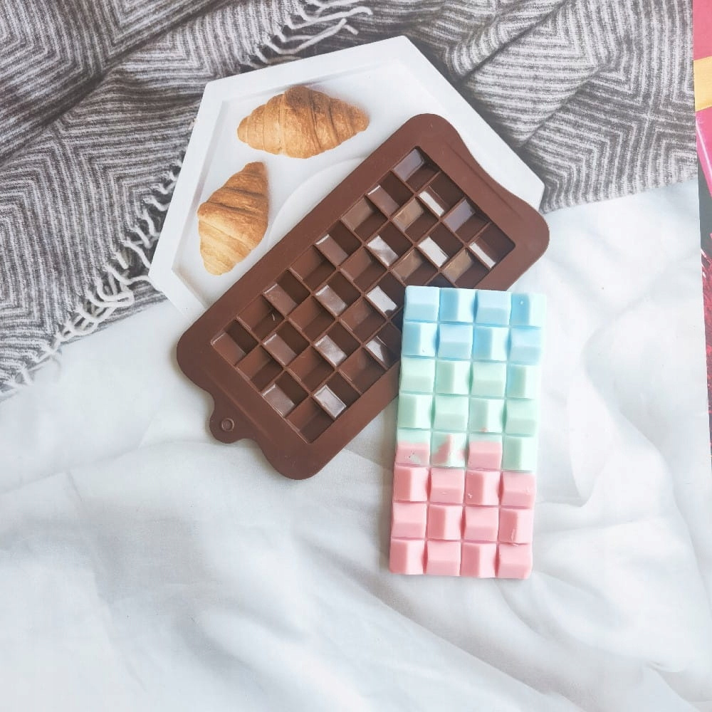 Forma silikonowa PLECIONKA - struktura wzoru plecionki w zbliżeniu