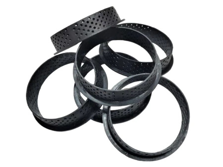 Zestaw 6 szt. rantów perforowanych do tartaletek — ringi do tarty 8 cm (wys. 2 cm)