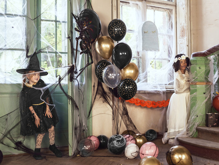 Tasiemka satynowa, j. różowy, 100mm/25m (1 szt. / 25 mb.)