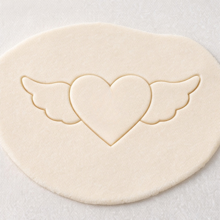 Foremka do tworzenia dekoracji SERCE ZE SKRZYDŁAMI WZ.II KicCake