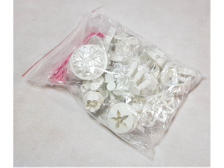 Zestaw 47 foremek i narzędzi do mas cukrowych czekolady