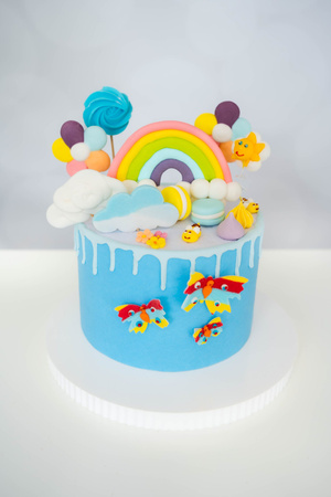 Dekoracja cukrowa figurek na tort TĘCZĄ 