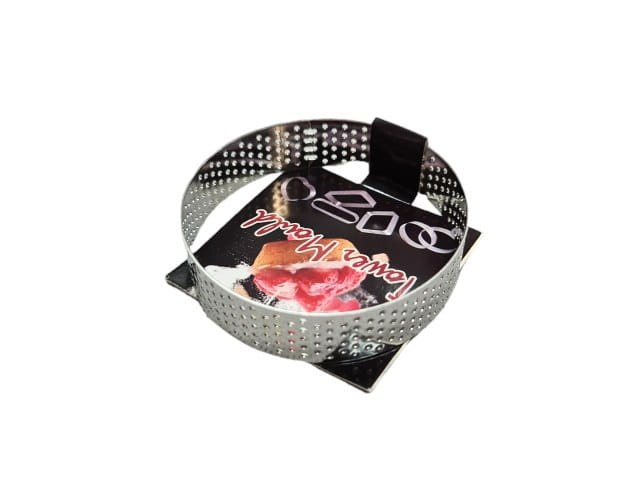 Rant perforowany do kruchego ciasta 8 cm - detal obręczy