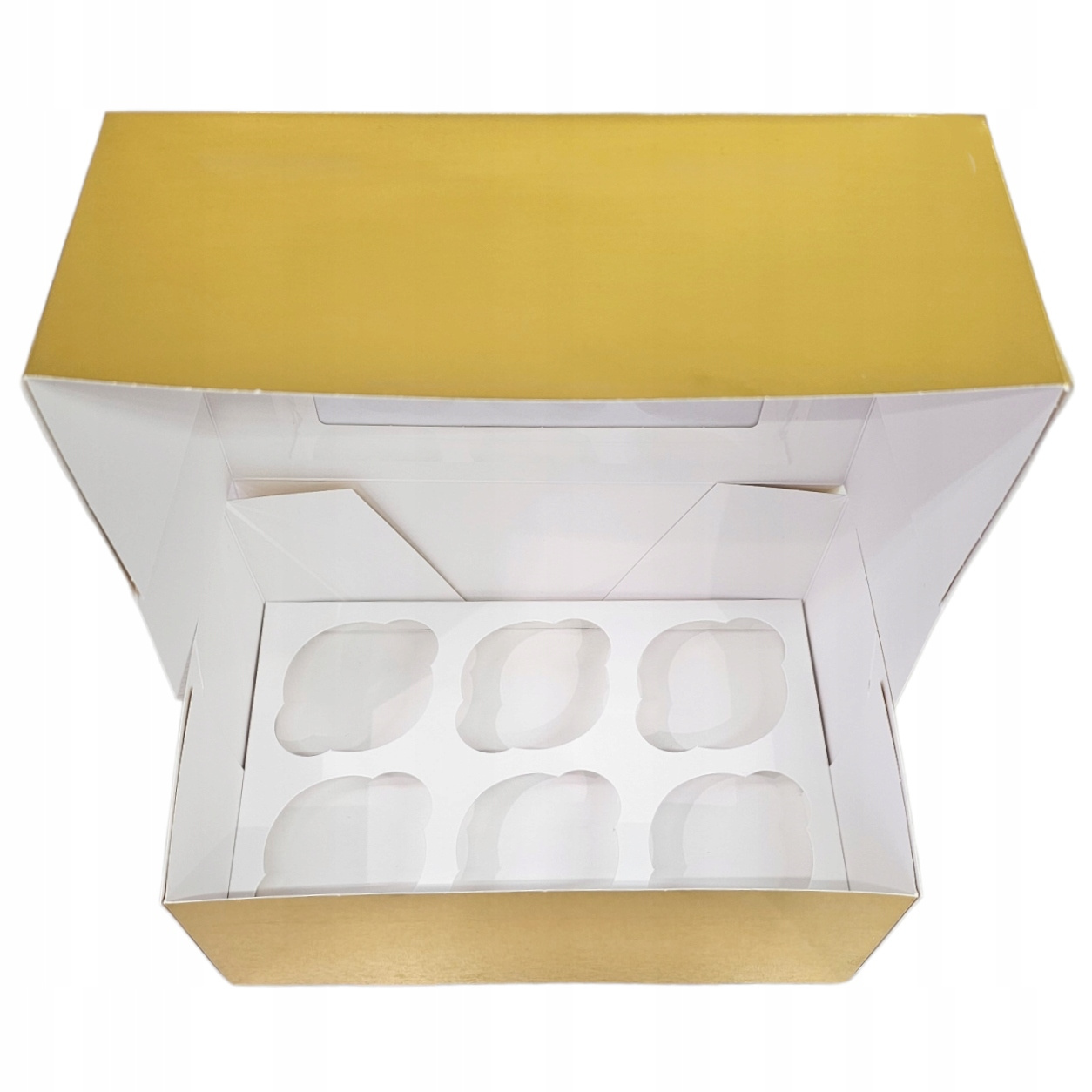 Złote pudełko na babeczki – widok z boku i z okienkiem