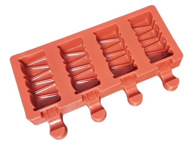 Elastyczna forma silikonowa do lodów na patyku - widok z góry