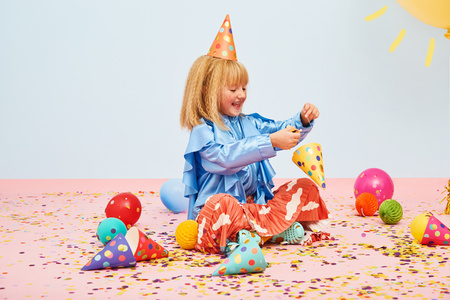 Balony Rainbow 30cm pastelowe, czarny (1 op. / 100 szt.)
