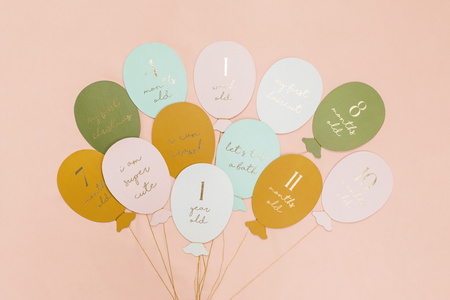 Balon foliowy Kwiatek, 53x96 cm, mix
