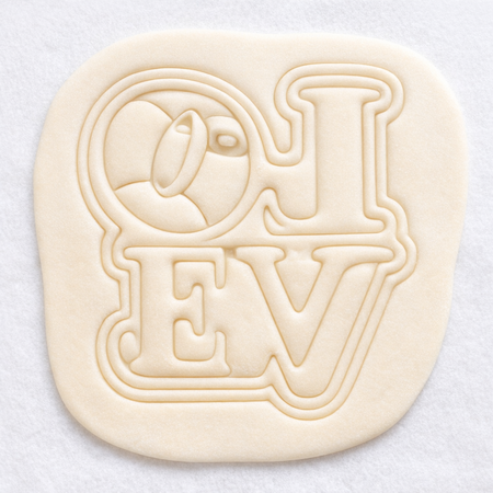 Foremka do tworzenia dekoracji LOVE WZ.I KicCake