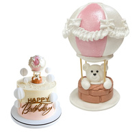 Figurka cukrowa na tort MIŚ W BALONIE RÓŻOWY Slado 