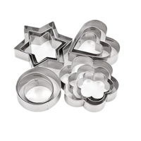 Foremki do ciastek GWIAZDKI, SERCA, KOŁA, KWIATKI 12 szt.